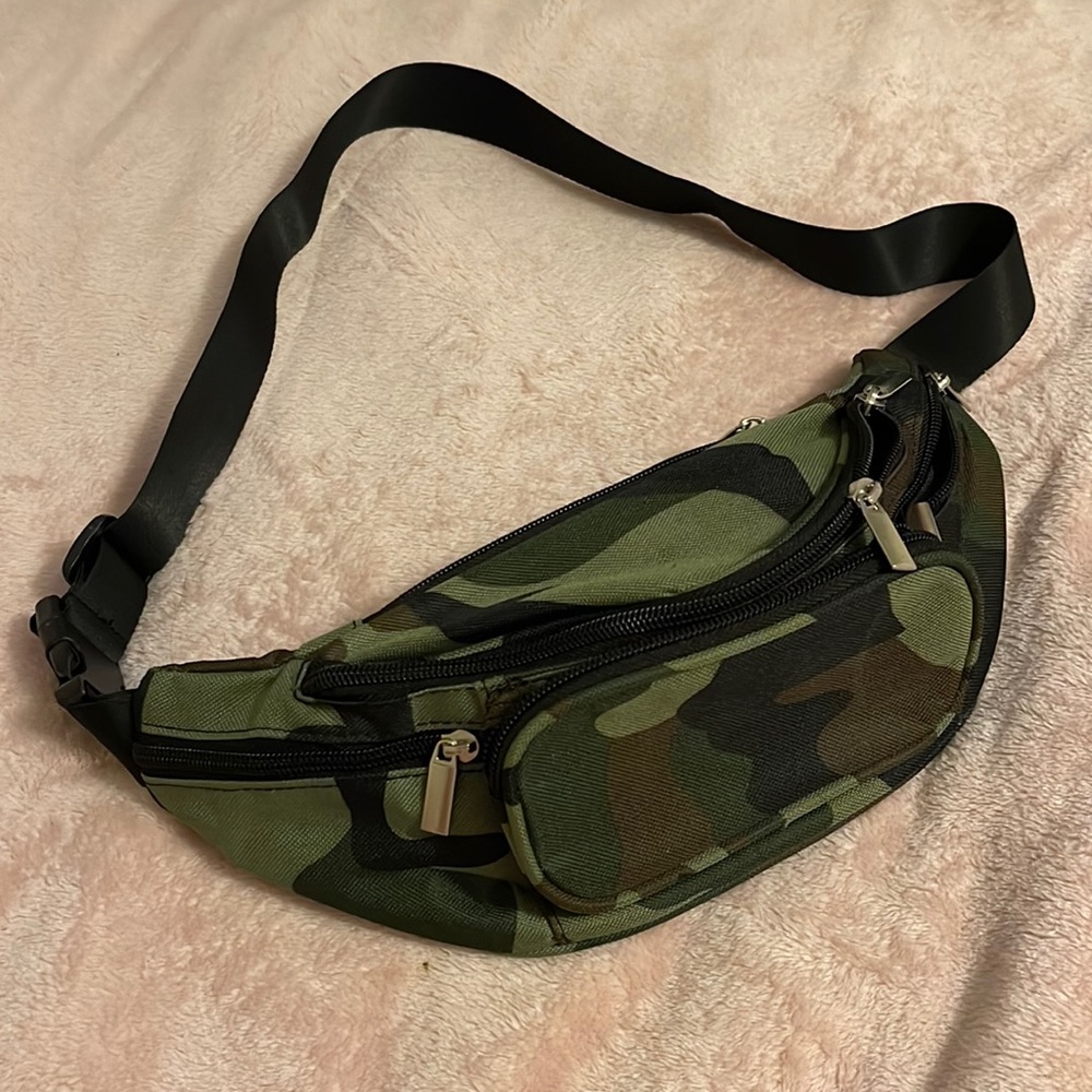 Fanny pack